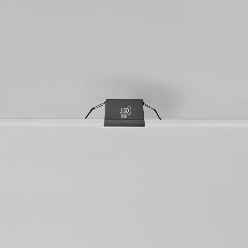 EAGLE-R2L_T.webp