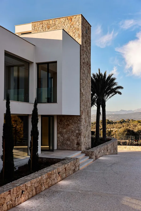 Visualisierung_Private Residence_Spain_Visualisierung_RETO_0.8-web.9746274a.webp