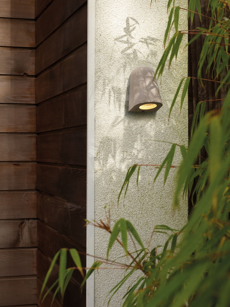 MAST LIGHT IP65